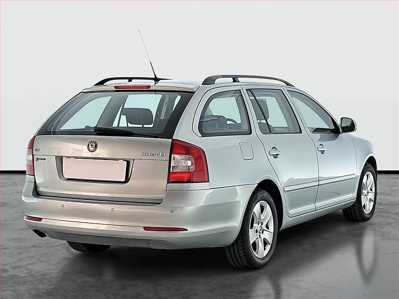 Škoda Octavia (2010) 1.6 TDI, Serv.kniha, Tempomat - fotka 5 z 17