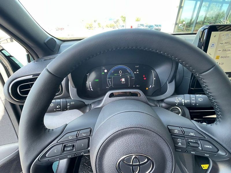 Toyota Yaris Cross 1.5 Hybrid 130k FWD Style - fotka 21 z 29