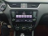 Škoda Octavia (2014) RS 2.0 TDI, Automat, Navi - náhled 12