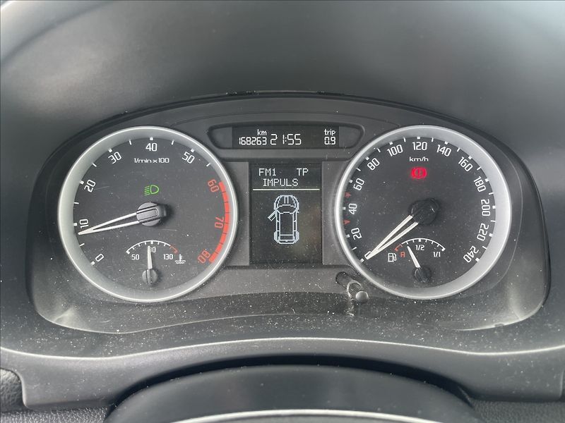 Škoda Fabia 1,4 i 16V Klima ESP serviska, - fotka 15 z 34