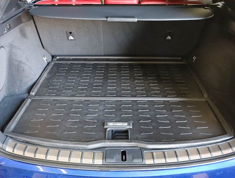 Lexus RX 400h (2024) 500h - fotka 14 z 27