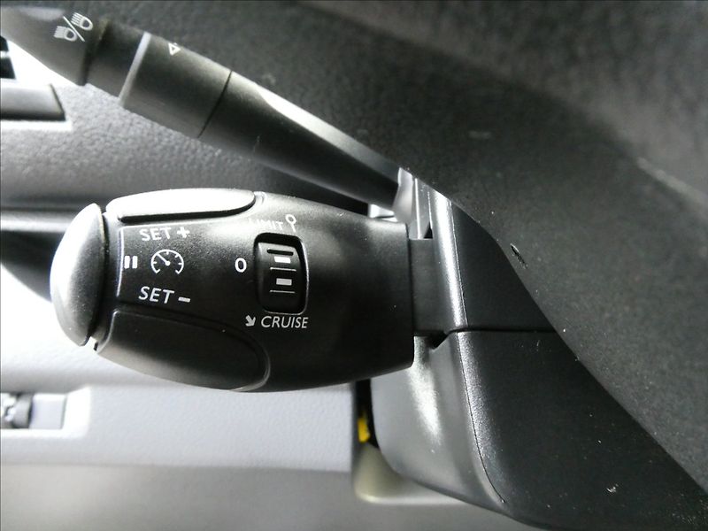Peugeot Expert 1,5 HDi 1.MAJ.,LONG,9.míst,DPH - fotka 36 z 46
