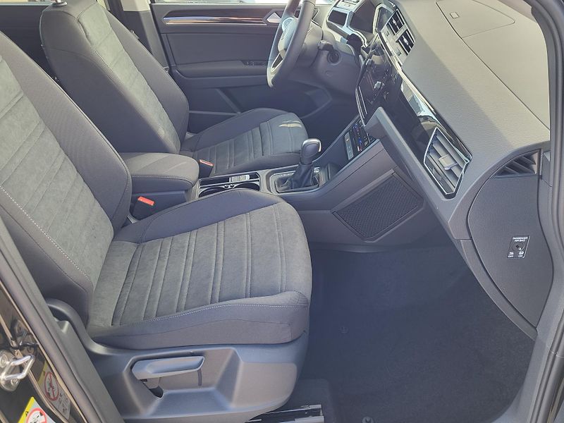 Volkswagen Touran (2026) People 2,0 TDI 110kW - fotka 26 z 28