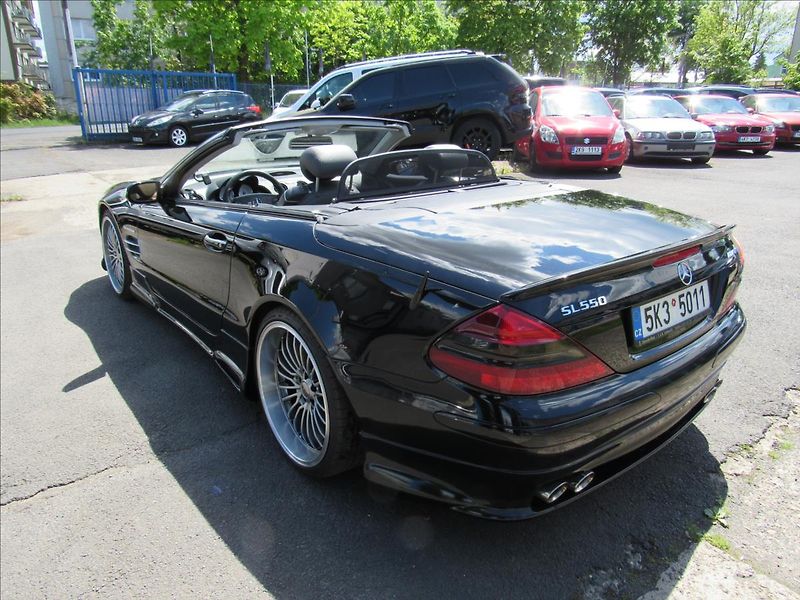 Mercedes-Benz SL 5,5 550 V8 285kw Cabrio - fotka 8 z 44