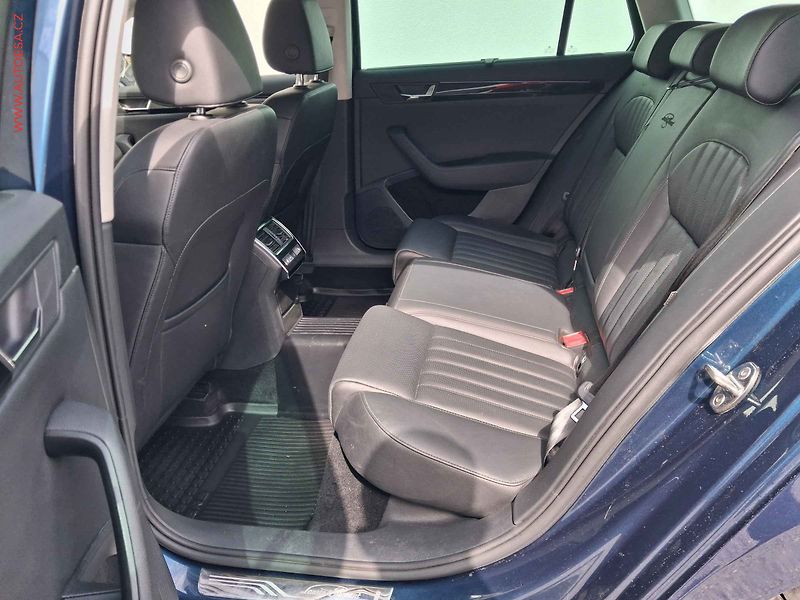 Škoda Superb (2019) 2.0TDi 4x4, ČR, L&K, DSG - fotka 10 z 24