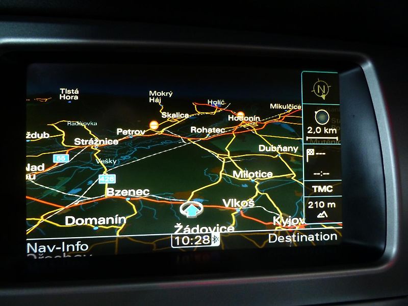 Audi Q7 (2010) 3,0TDI*XENONY**NAVI**VZDUCH** - fotka 12 z 28