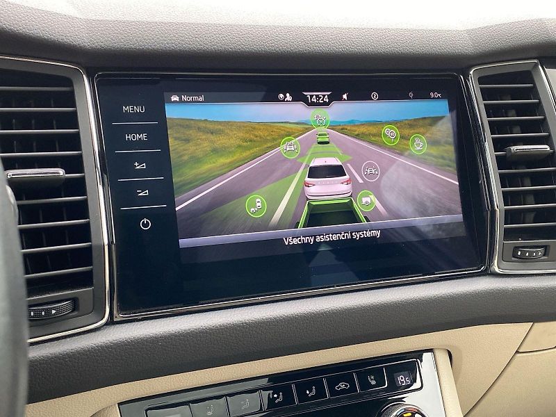 Škoda Kodiaq (2021) 2.0 TDI 4x4 DSG L&K - fotka 13 z 41