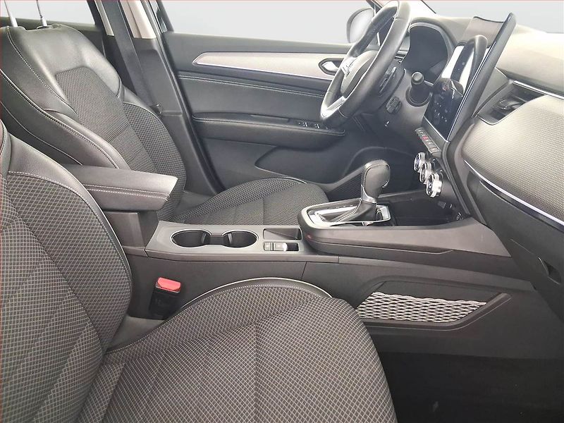 Renault Arkana (2021) 1.3 TCe - fotka 9 z 25