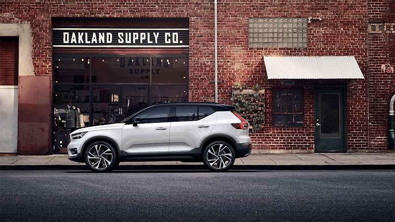Volvo XC40.