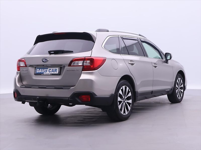 Subaru Outback 2,5 i 129kW Aut. AWD CZ Sport - fotka 7 z 36
