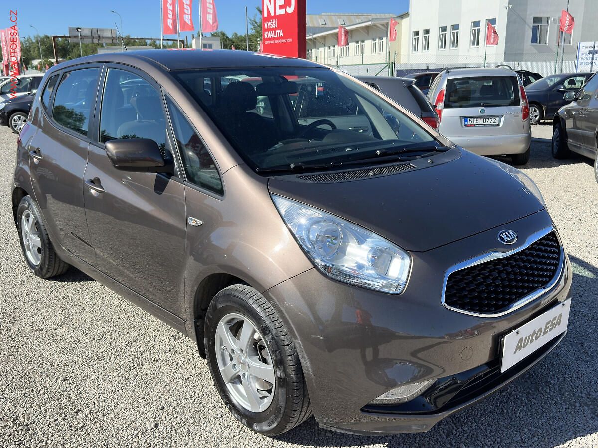 Kia Venga 1.4i, ČR, servis.kniha, AC