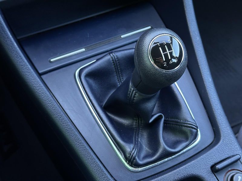 Audi A4 2.0i 96kW Climatronic 6x Airba - fotka 17 z 24