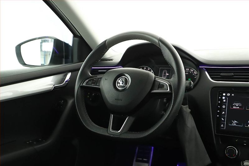 Škoda Octavia (2014) 1.6 TDI, Automat, Navi - fotka 8 z 15