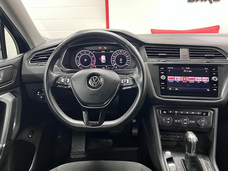 Volkswagen Tiguan Allspace 2.0 TSI 132 kW 7-míst Highline - fotka 23 z 45