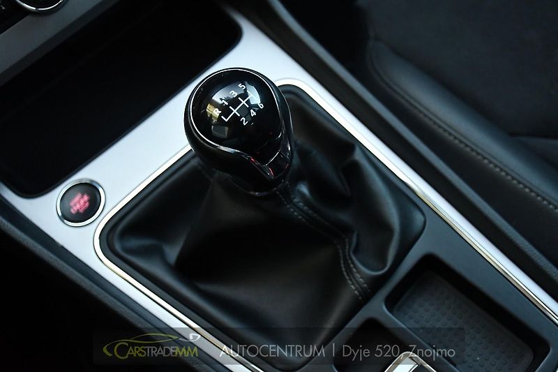 Seat Leon 1.8TSi Xcellence LED - fotka 36 z 57