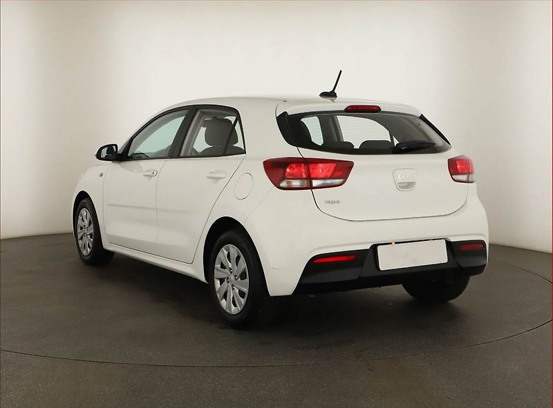 Kia Rio (2023) 1.2 DPI, ČR,1.maj - fotka 4 z 14