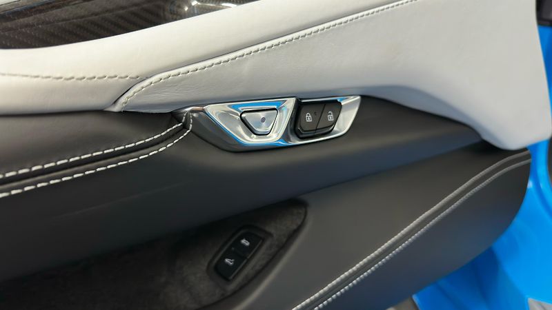 Chevrolet Corvette C8 / STINGRAY / ZÁRUKA / - fotka 40 z 61