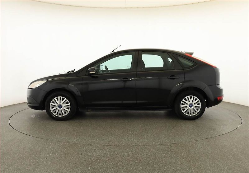 Ford Focus (2010) 1.6 16V, nová STK, udržované - fotka 3 z 11