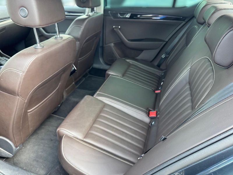 Škoda Superb (2021) L&K 1.5TSI 110kW DSG CZ DPH - fotka 8 z 11