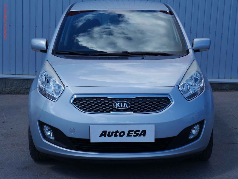 Kia Venga (2011) 1.6 CVVT, AT, tempo, park - fotka 2 z 18