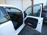 Volkswagen up! 1,0 MPi klima,serviska,2.maj. - náhled 23