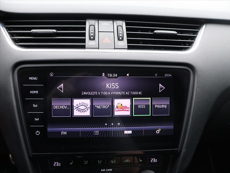 Škoda Octavia RS 2,0 TDI 135kW Aut.klima Nav - fotka 22 z 31
