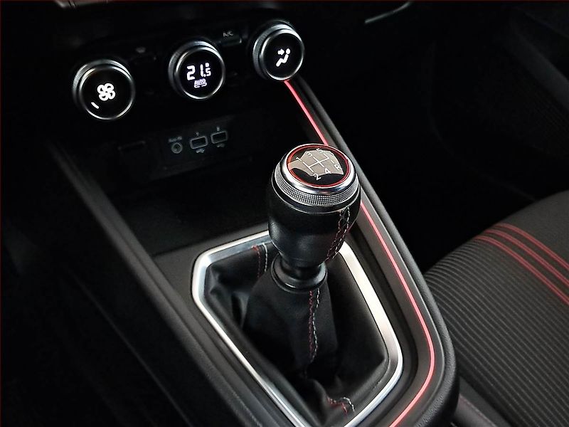 Renault Clio (2020) 1.0 TCe, ČR,1.maj, Serv.kniha - fotka 17 z 19