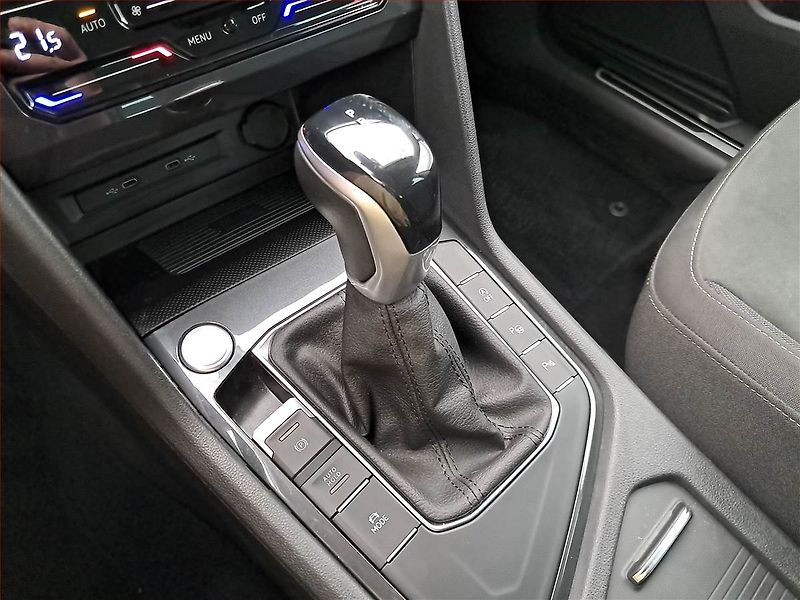 Volkswagen Tiguan (2022) 1.5 TSI - fotka 13 z 16