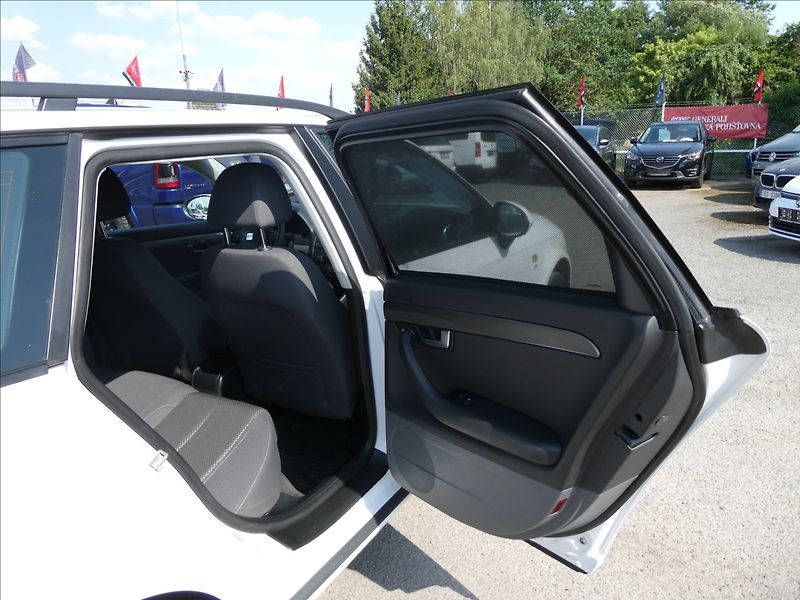 Seat Exeo 1,8 TSi 88kW serviska, 2x kola - fotka 17 z 37