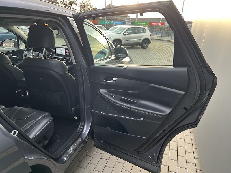 Hyundai Santa Fe (2021) 2.2CRDi*147KW*Smart*4x4*Aut - fotka 43 z 57