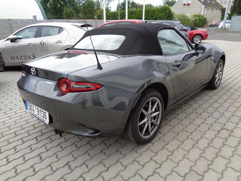 Mazda MX-5 1,5 132PS,Exc-line, PL.STŘECHA - fotka 6 z 36