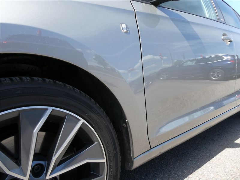 Škoda Rapid 1,4 TSi 90kW 1.majitel, DSG - fotka 15 z 41