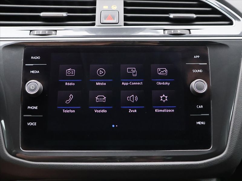 Volkswagen Tiguan 1,4 TSI 92KW CZ KLIMA LED - fotka 18 z 30