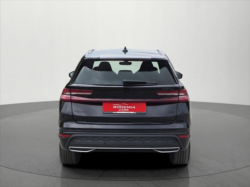 Škoda Kodiaq 2,0 TDi 142 Kw 4x4 Sportline - fotka 6 z 28
