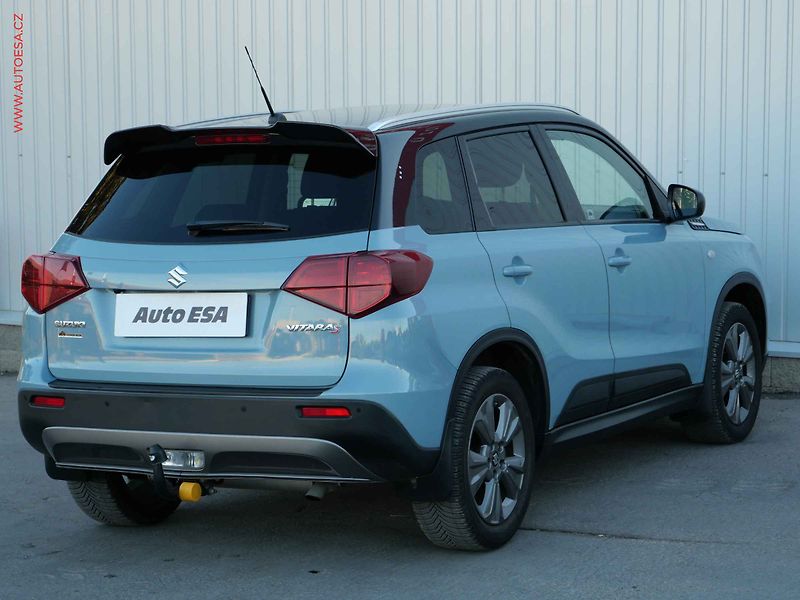 Suzuki Vitara (2019) 1.4i, 2.maj,ČR, AC, TZ, park - fotka 4 z 23