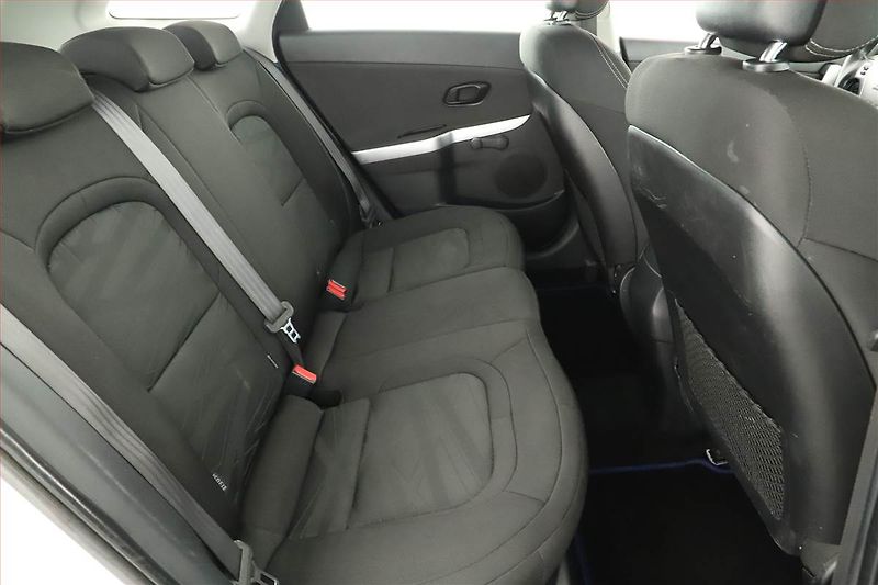 Kia Ceed (2012) 1.4 CRDi, nová STK - fotka 7 z 13