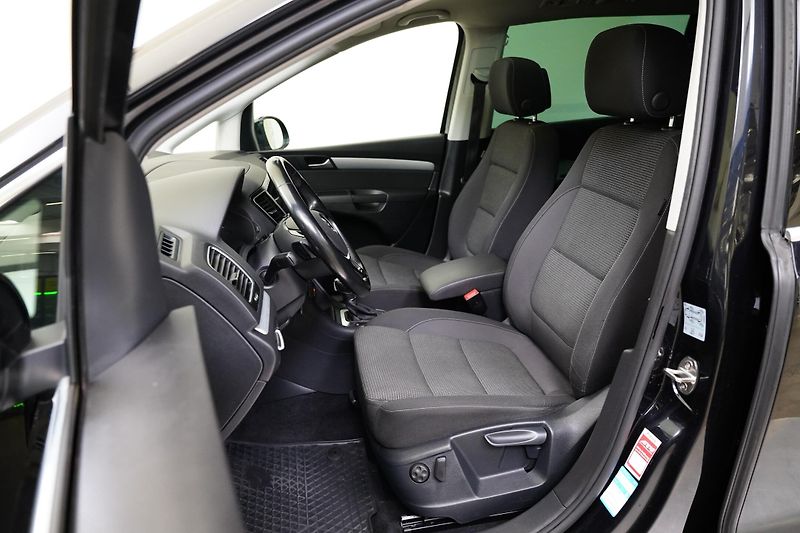 Volkswagen Sharan - fotka 11 z 21