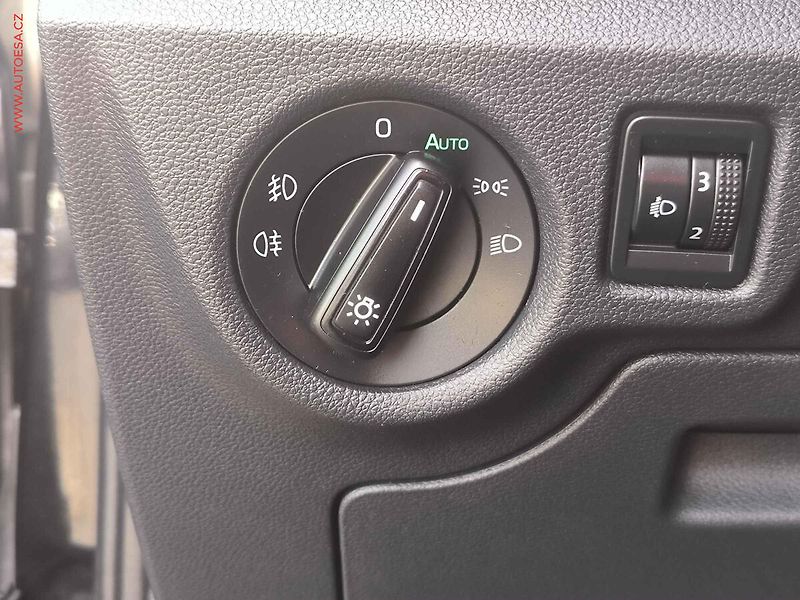 Škoda Kamiq (2025) 1.0TSi, LED, AC, temp - fotka 19 z 22