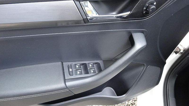 Škoda Rapid 1.0TSi 81kW Style rezervace - fotka 11 z 20