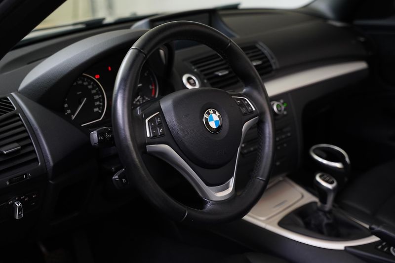 BMW Řada 1 - fotka 13 z 27