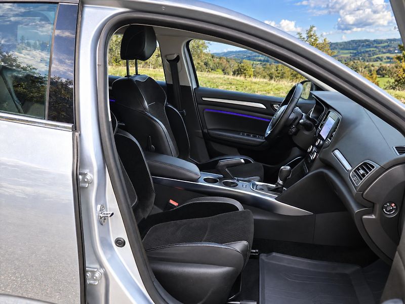 Renault Mégane 1,5 dCi 81kW Energy Bose CZ - fotka 11 z 28