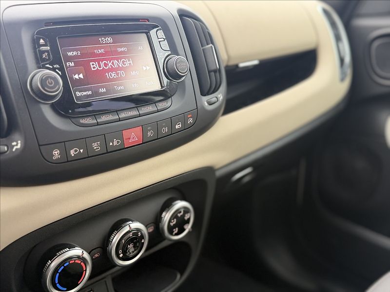 Fiat 500L i 77kW KLIMA - fotka 13 z 28