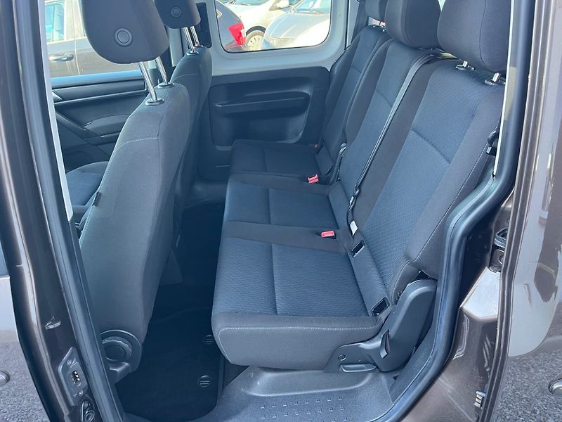 Volkswagen Caddy (2016) 2.0 TDi - fotka 8 z 28