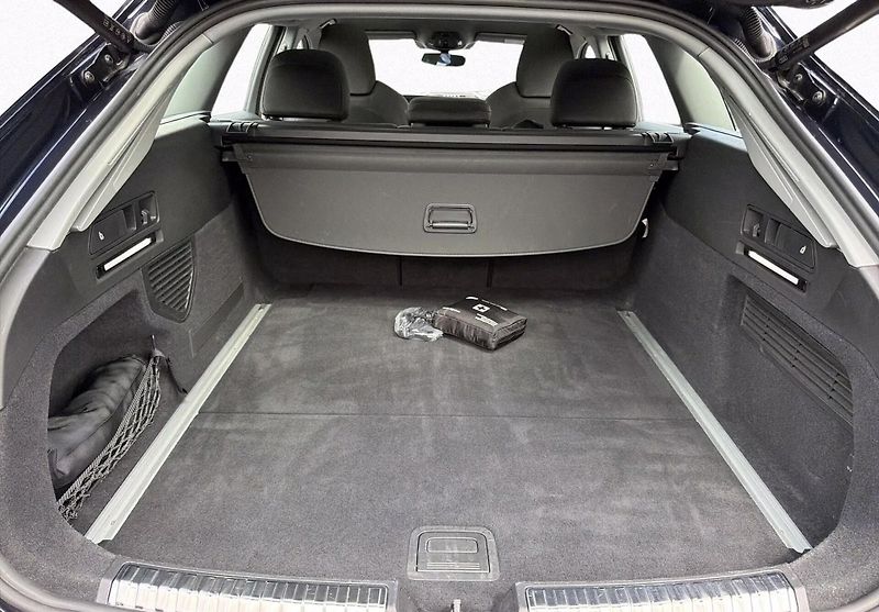 Audi A6 TDI quattro Pano Tech+ 360 - fotka 11 z 11