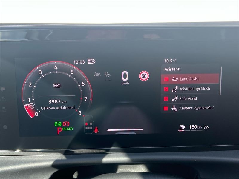 Volkswagen T-Roc 1,5 eTSi110kW 7DSG R-line - fotka 16 z 33