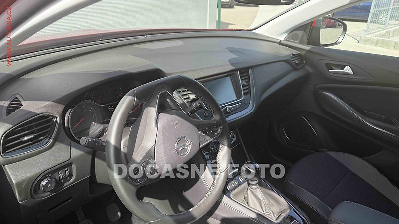 Opel Grandland X (2021) 1.2T, ČR, autoAC - fotka 3 z 3