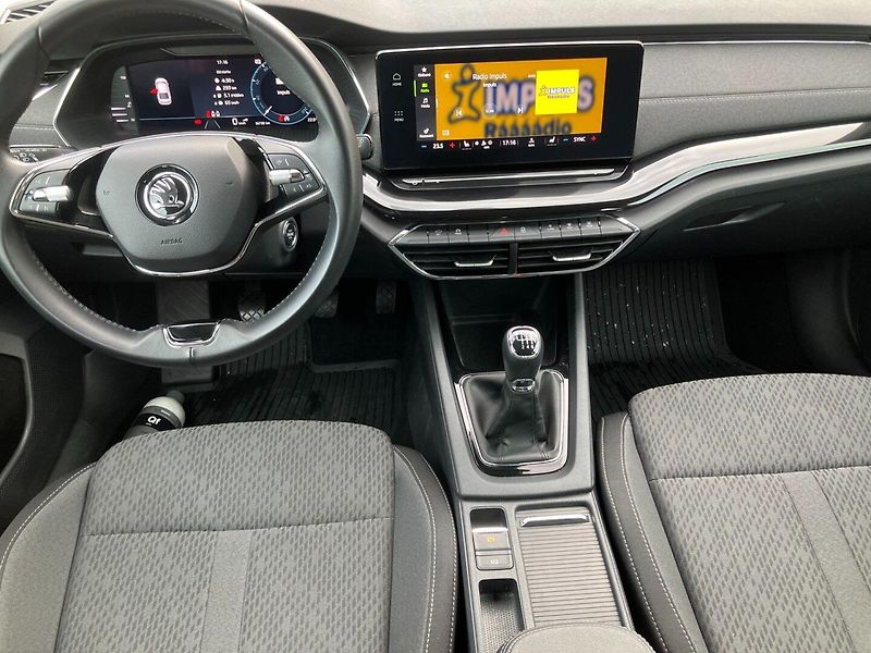 Škoda Octavia (2023) 2.0TDI 110kW STYLE 36TKM - fotka 17 z 27
