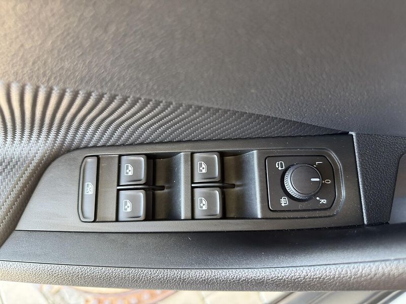 Škoda Scala DSG 1,5 TSi 110 kW Monte Carlo - fotka 20 z 24