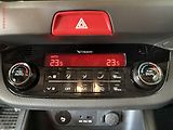 Kia Sportage (2011) 2.0CRDi 4x4, ČR, Navi, AC - náhled 13
