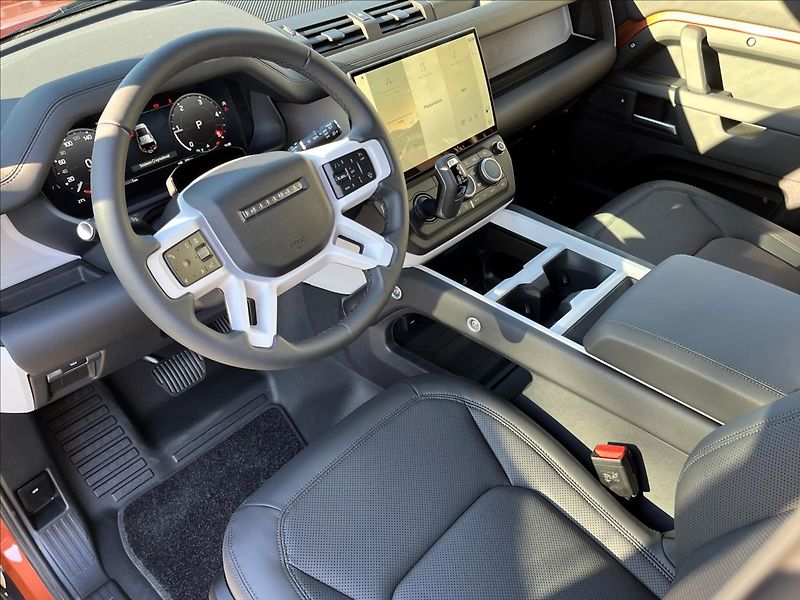 Land Rover Defender (2026) 110 D200 S - fotka 13 z 30